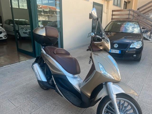 Piaggio Beverly 300 i.e. ful