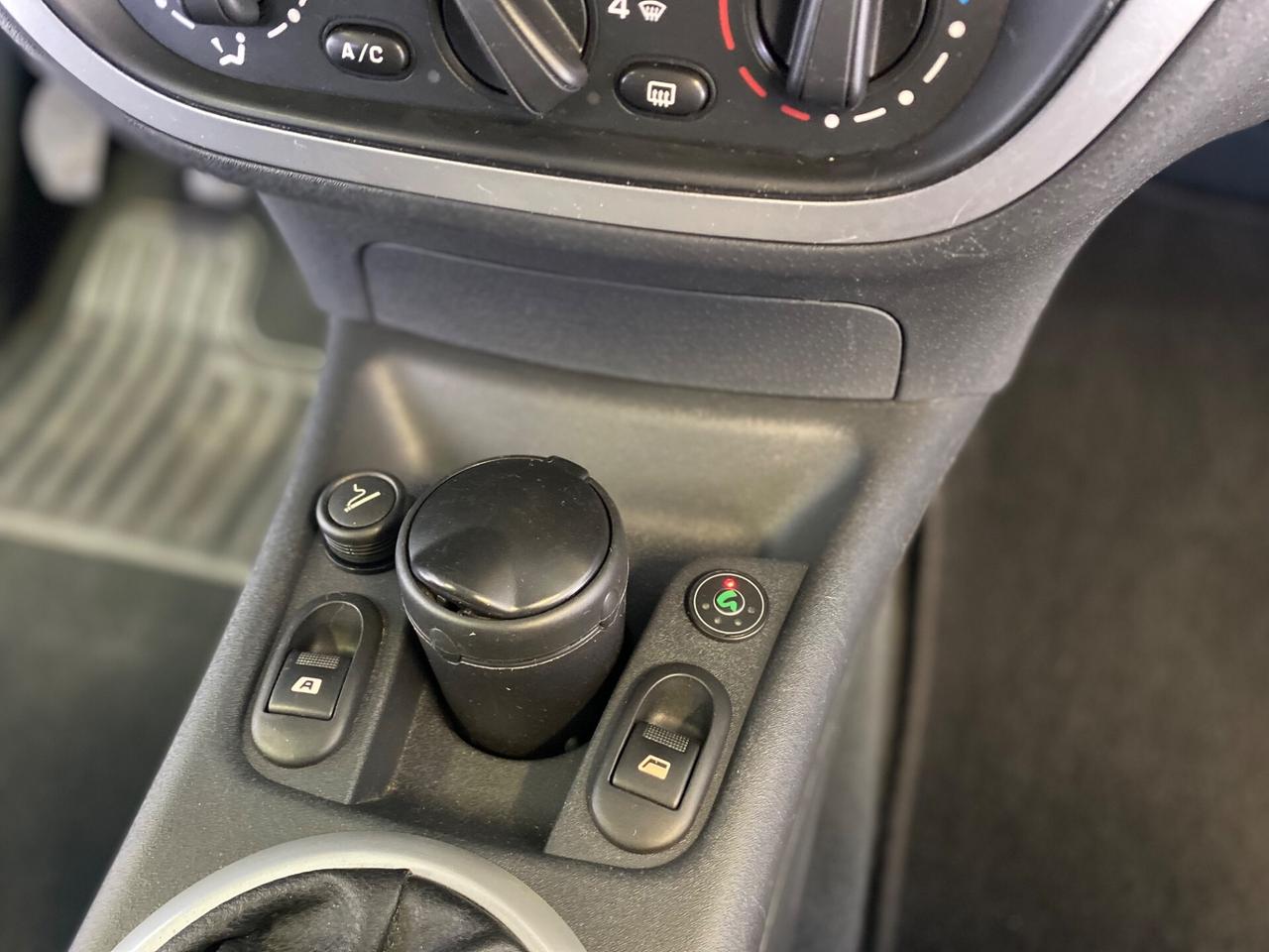 Citroen C3 1.4 Exclusive Style Techno Bi Energy G