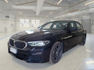 BMW 520 AUTO M SPORT MH48V 4 PORTE BERLINA