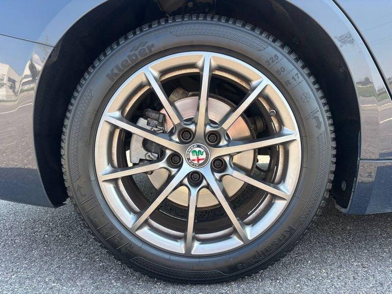 Alfa Romeo Giulia CINGHIA FATTA - 2.2 diesel 150cv