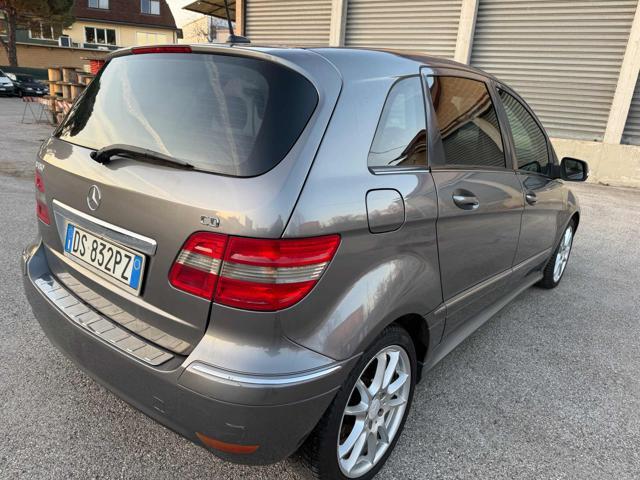 MERCEDES-BENZ B 180 CDI Chrome senza nessun lavoro da fare