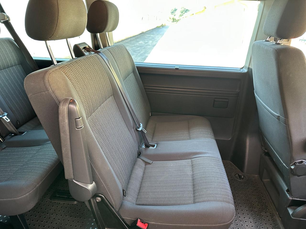 VW Caravelle 2.0 TDI DSG Passo Lungo 9P. garanzia