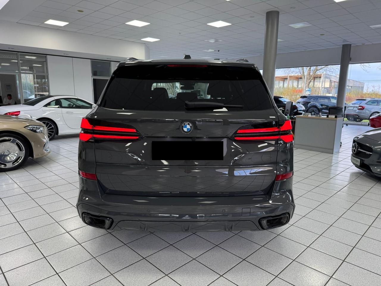 BMW X5 3.0 D AUT M SPORT CV 298 NEW 2025