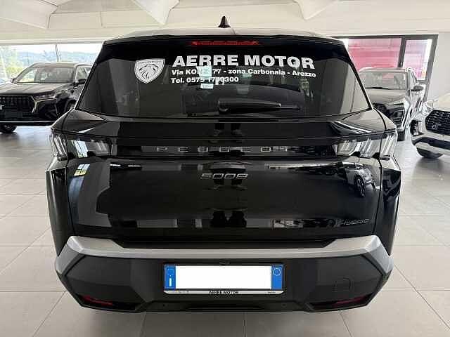 Peugeot 5008 Hybrid 136 CV e-DCS6 Allure
