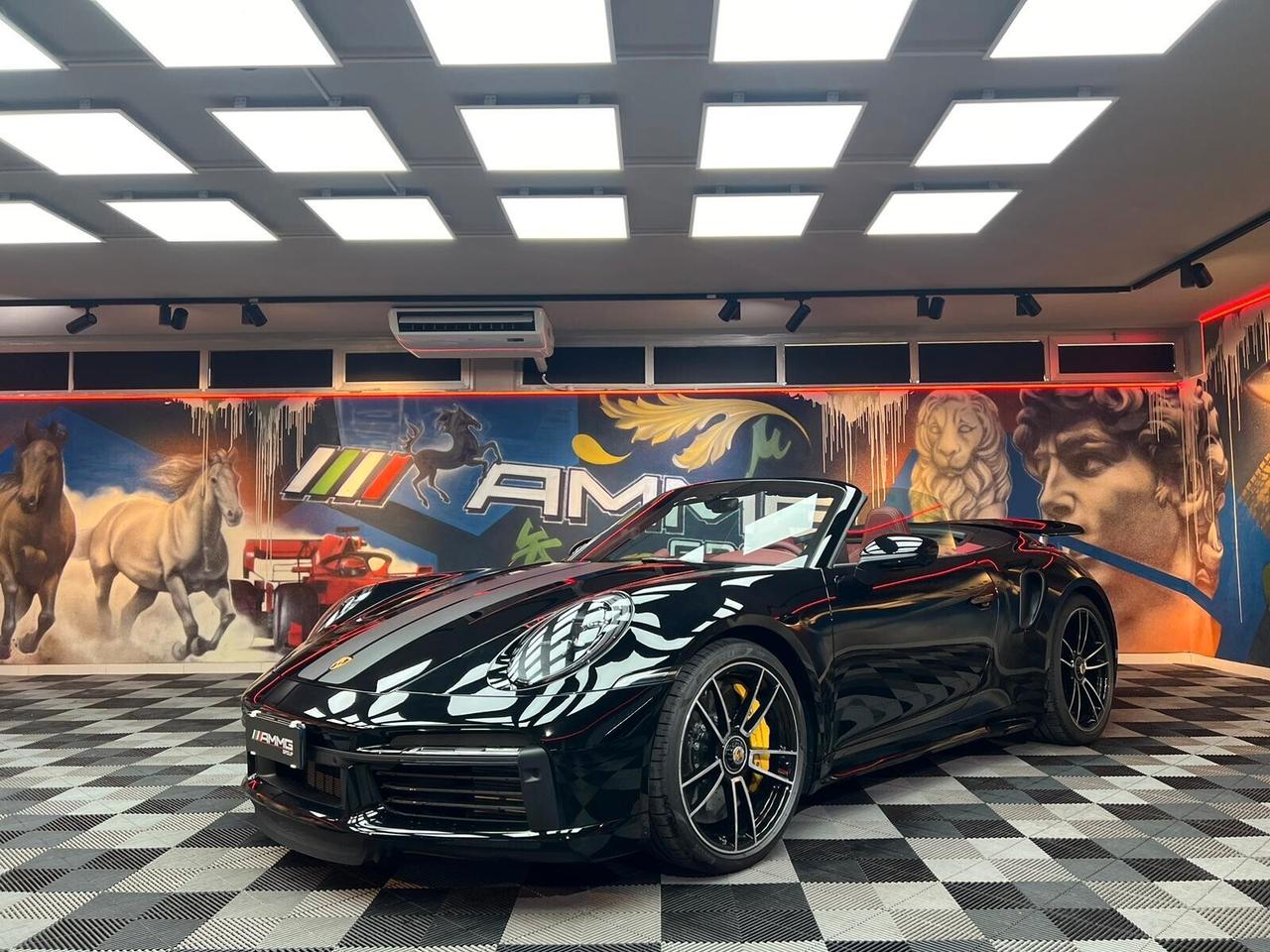 Porsche 911 Turbo S Cabrio 3.7 auto (992)