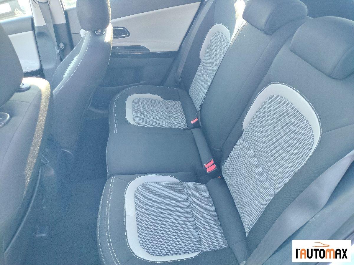 KIA - cee'd SW 1.6 crdi Platinum 128cv auto