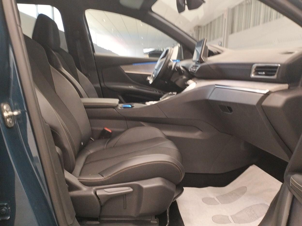 Peugeot 3008 BlueHDi 130 S&S EAT8 GT