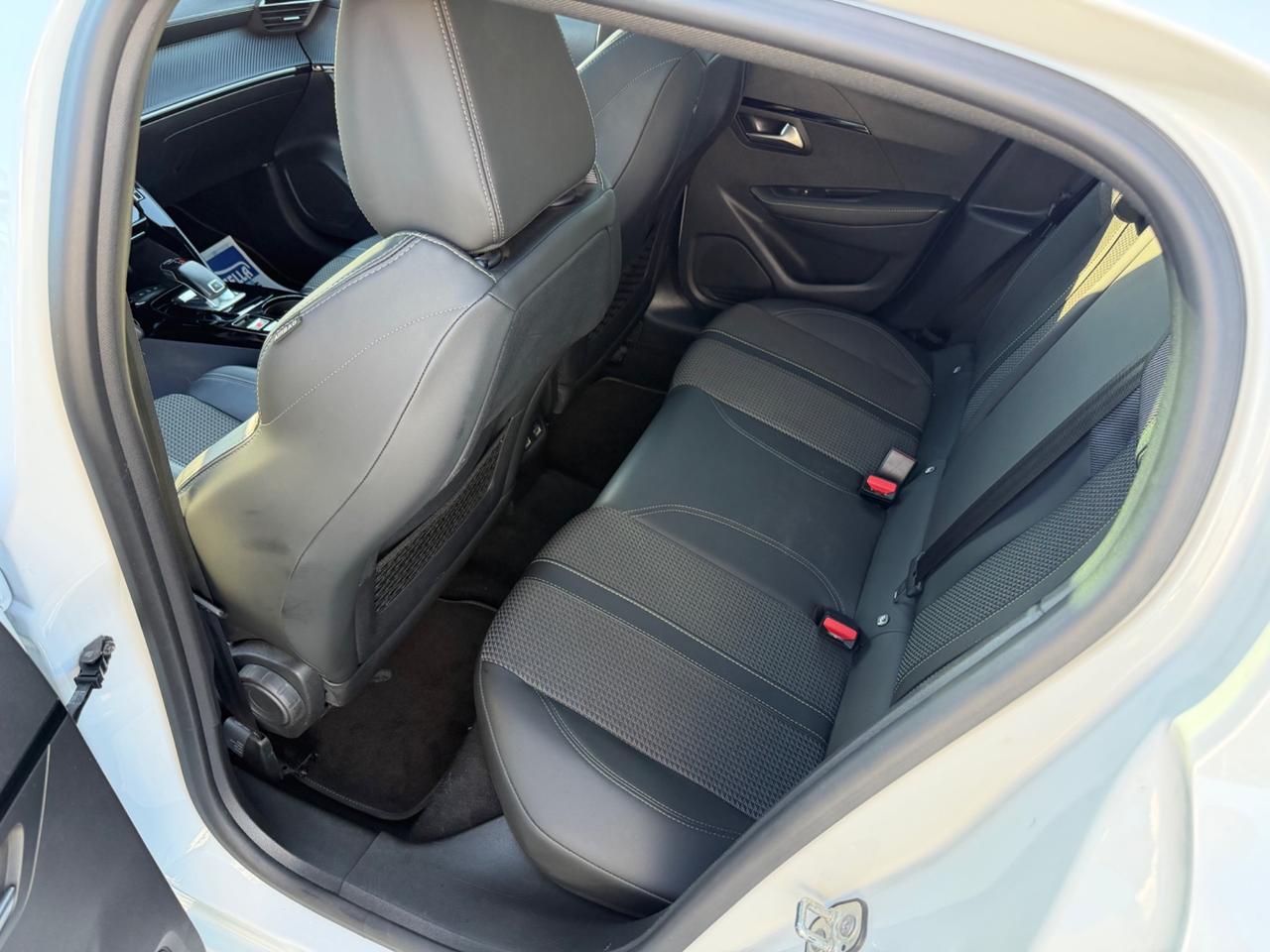 Peugeot 208 PureTech 100 Stop&Start EAT8 5 porte GT Line