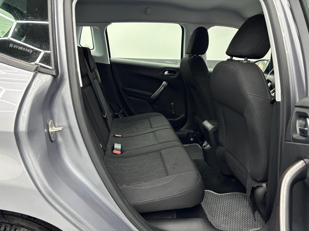 Peugeot 2008 BlueHDi 100 Black Matt