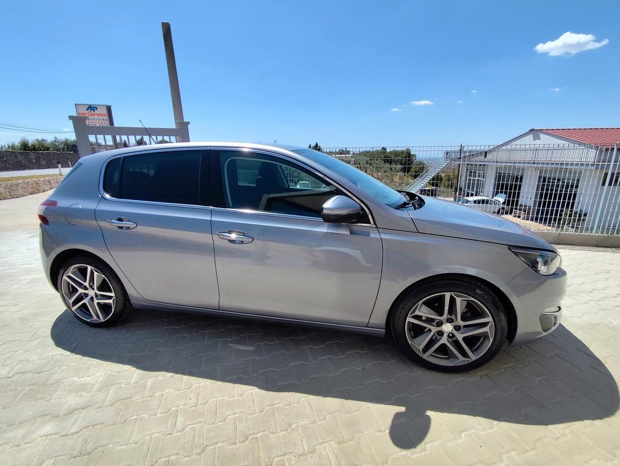 Peugeot 308 1.6 e-HDi 115 CV Stop&Start Allure