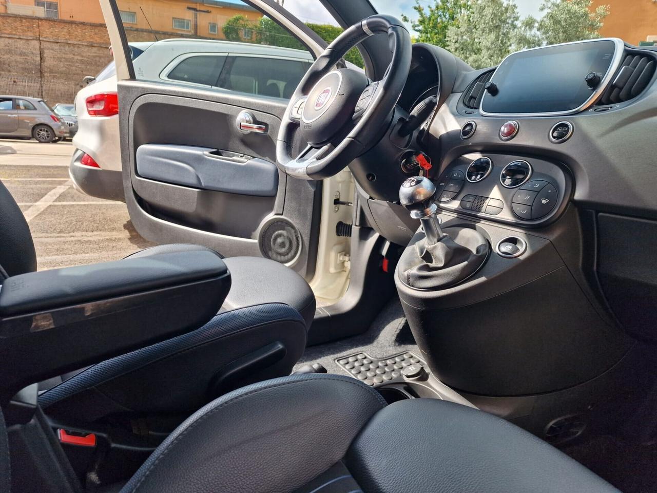 Fiat 500 1.0 Hybrid Rockstar