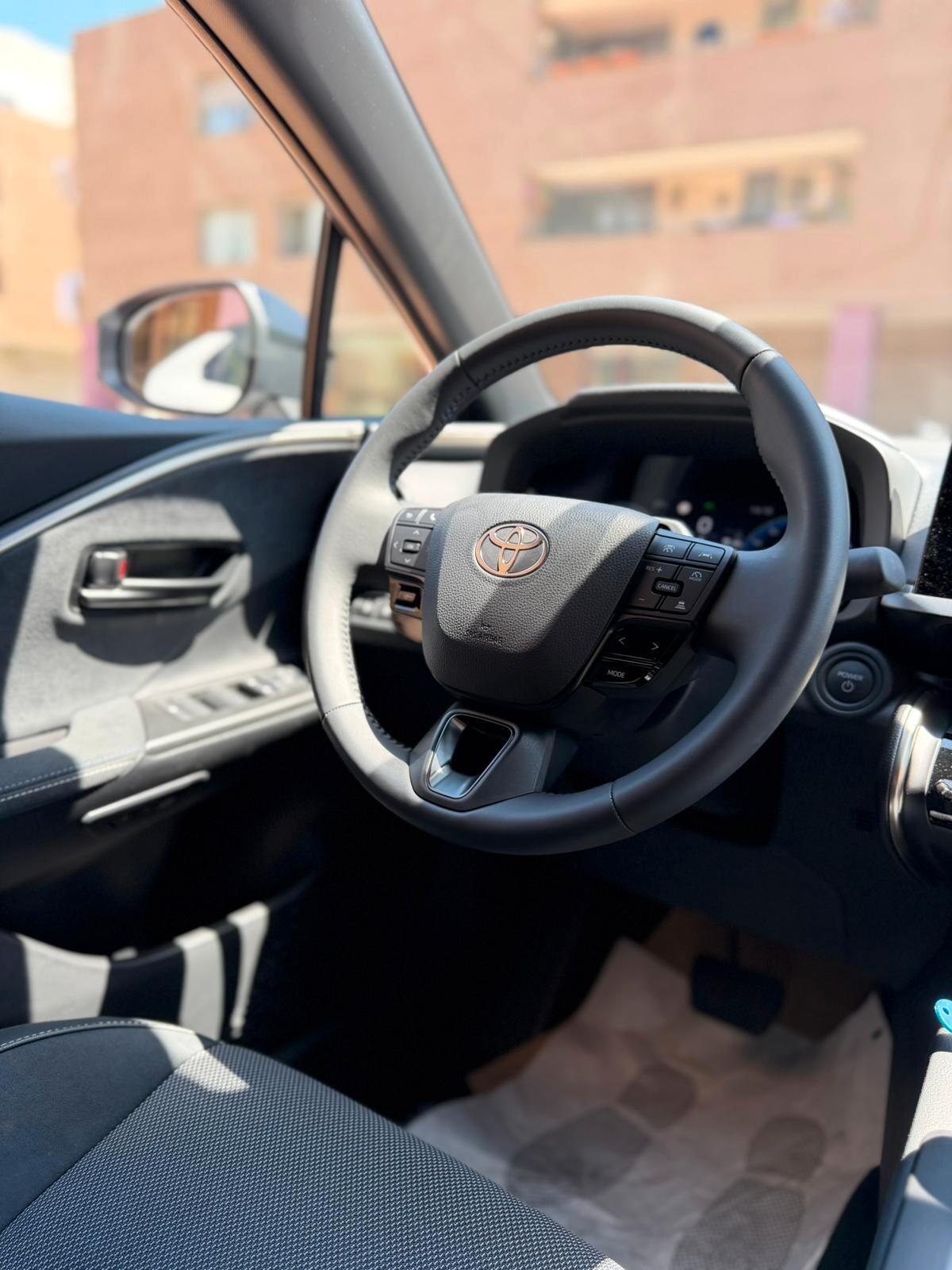 Toyota C-HR 1.8 HV Lounge 145 KW 197 CV TETTO PANORAMICO FULL OPTIONAL