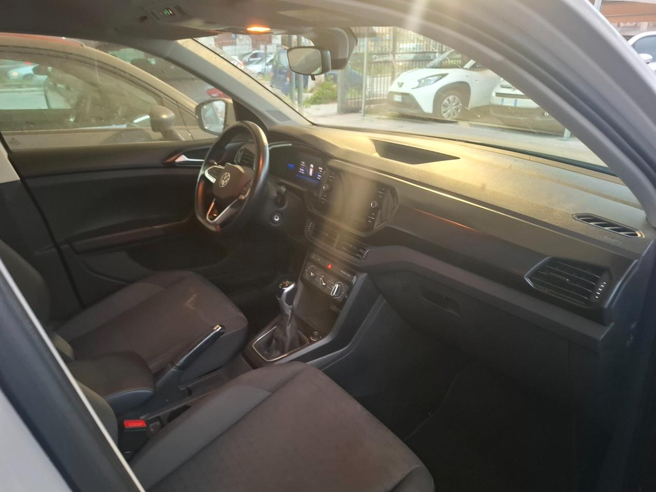 Volkswagen T-Cross 1.0 TSI Sport anno 2023