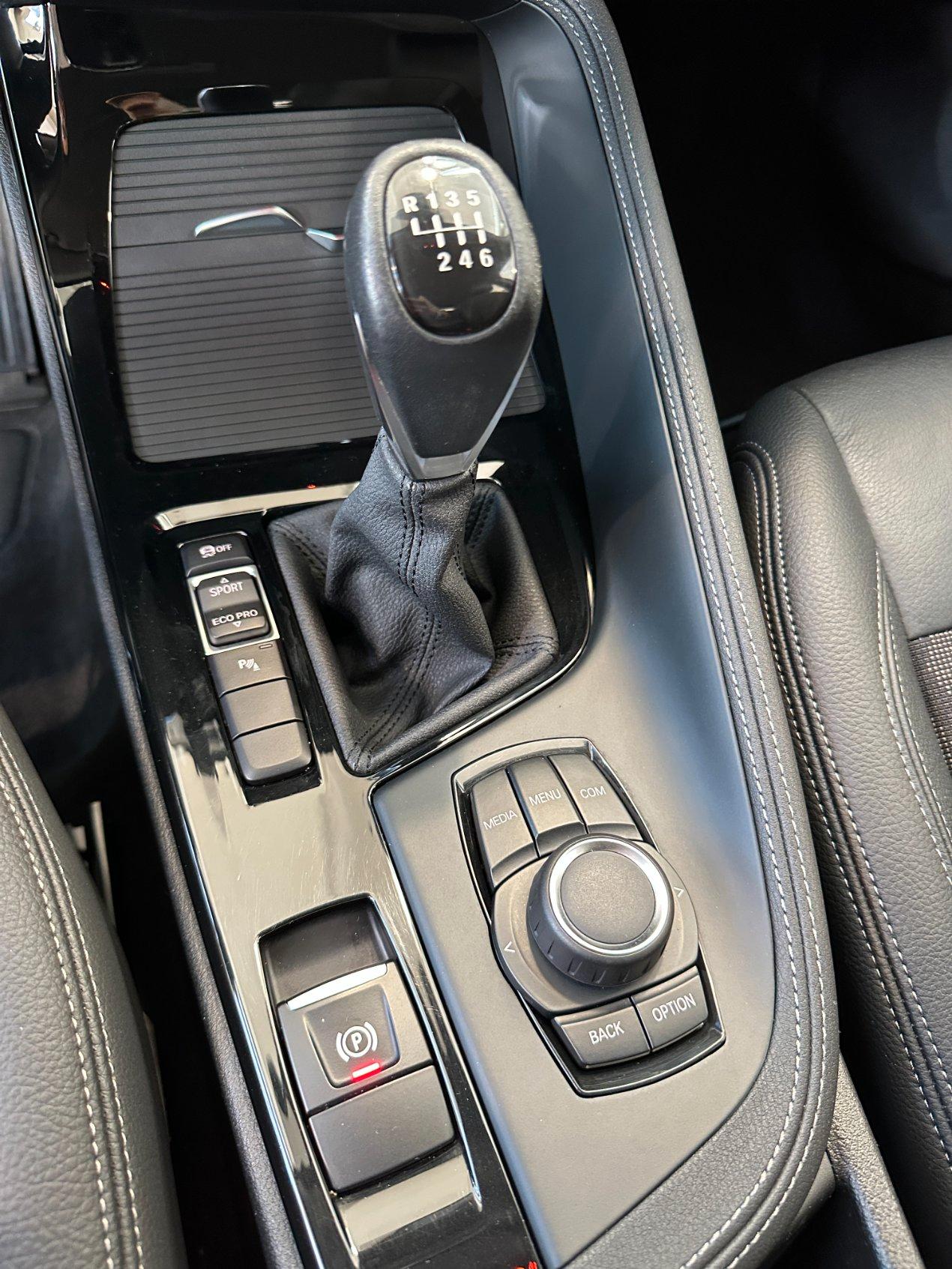 BMW X1 sdrive18i xLine 140cv