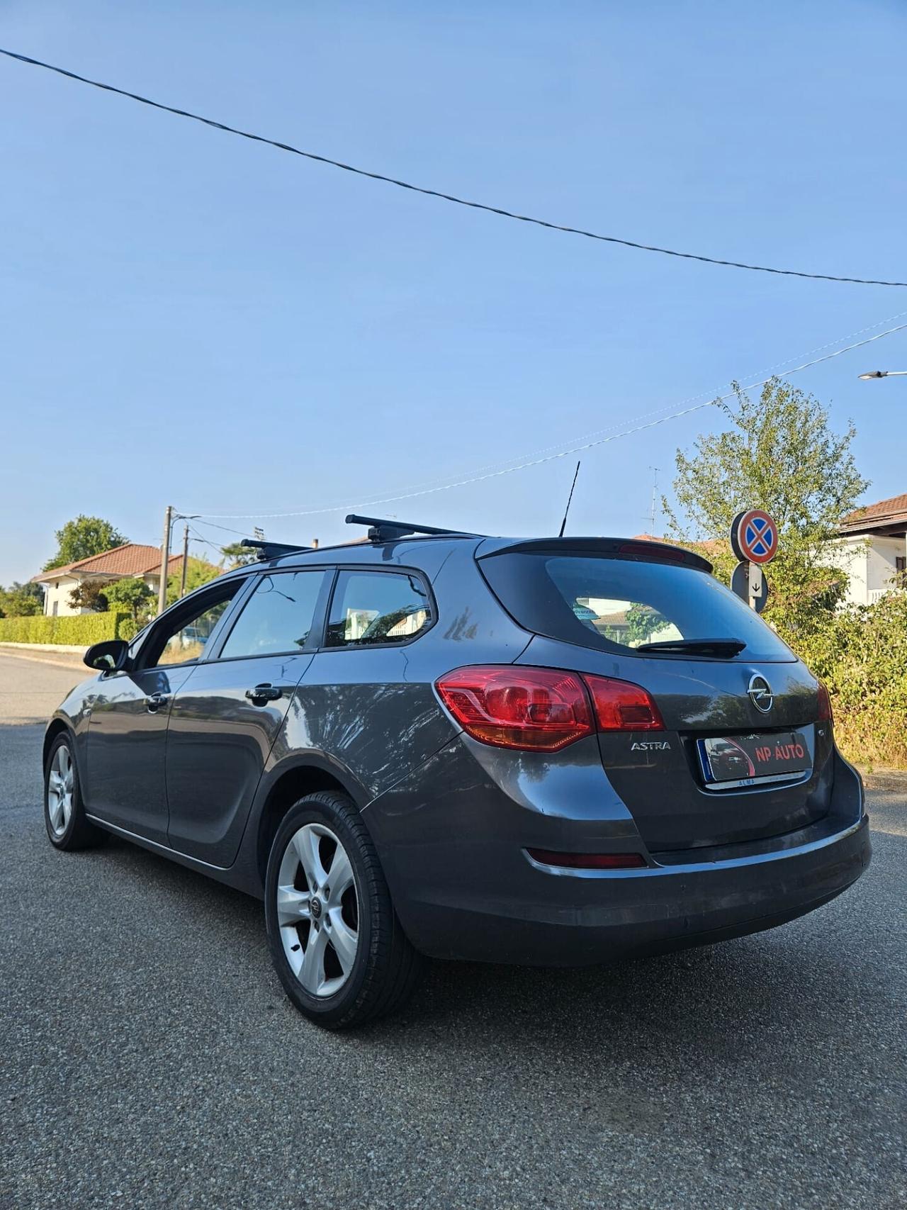 Opel Astra 1.7 CDTI station wagon