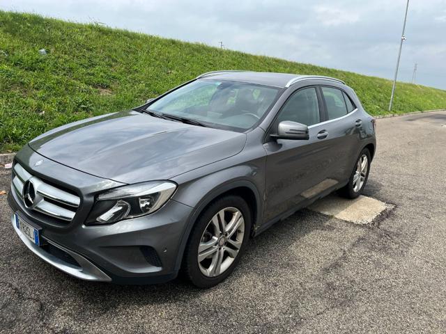 MERCEDES-BENZ GLA 200 CDI Automatic Sport