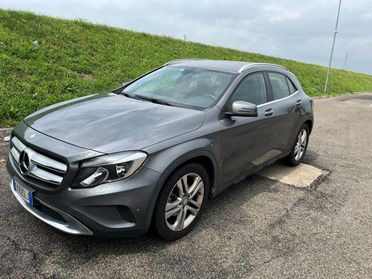MERCEDES-BENZ GLA 200 CDI Automatic Sport