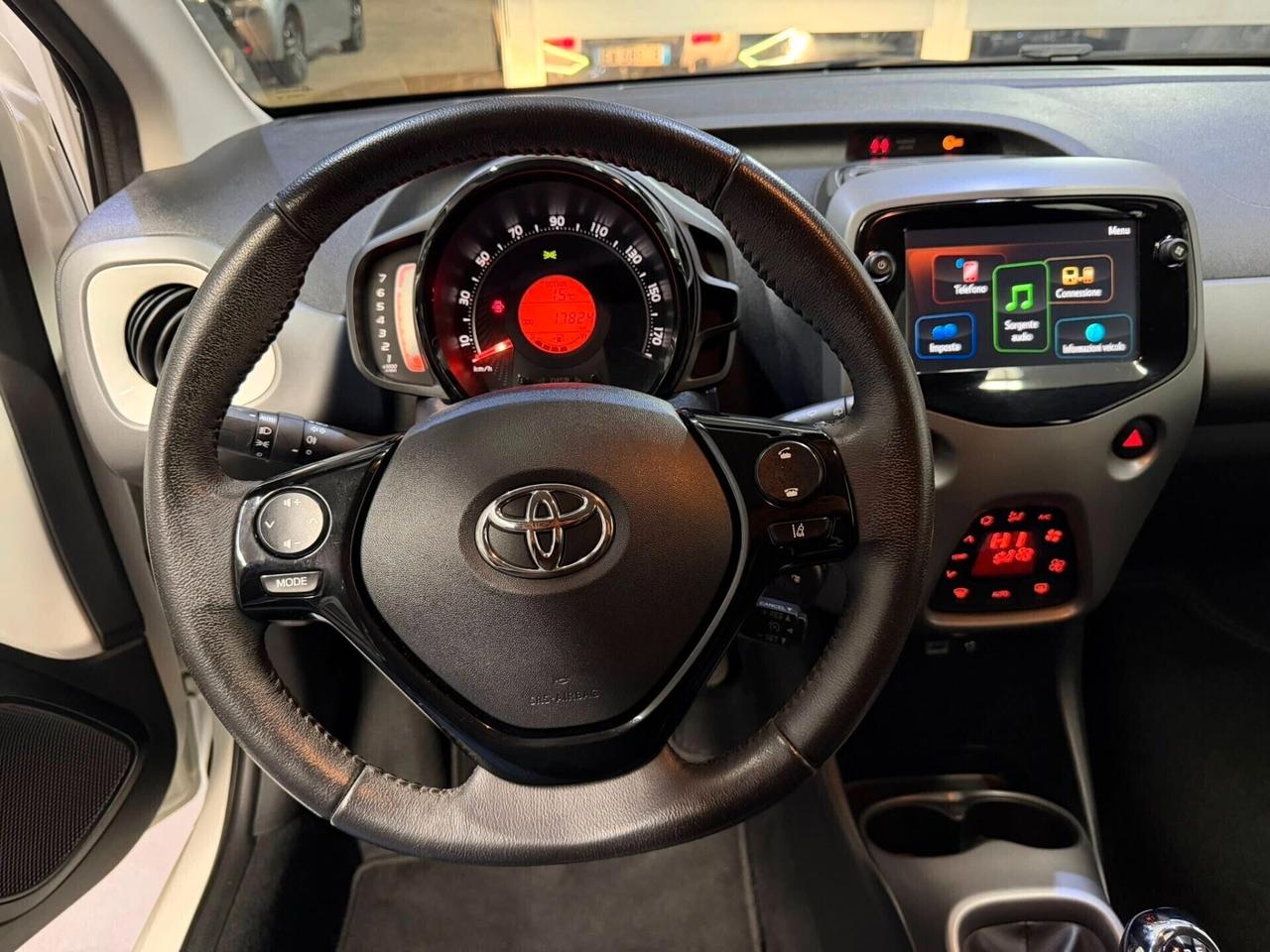 Toyota Aygo 1.0 VVT-i 72 CV 5 porte x-cite