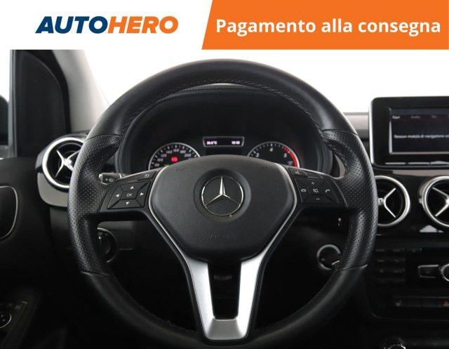 MERCEDES-BENZ B 200 CDI Premium