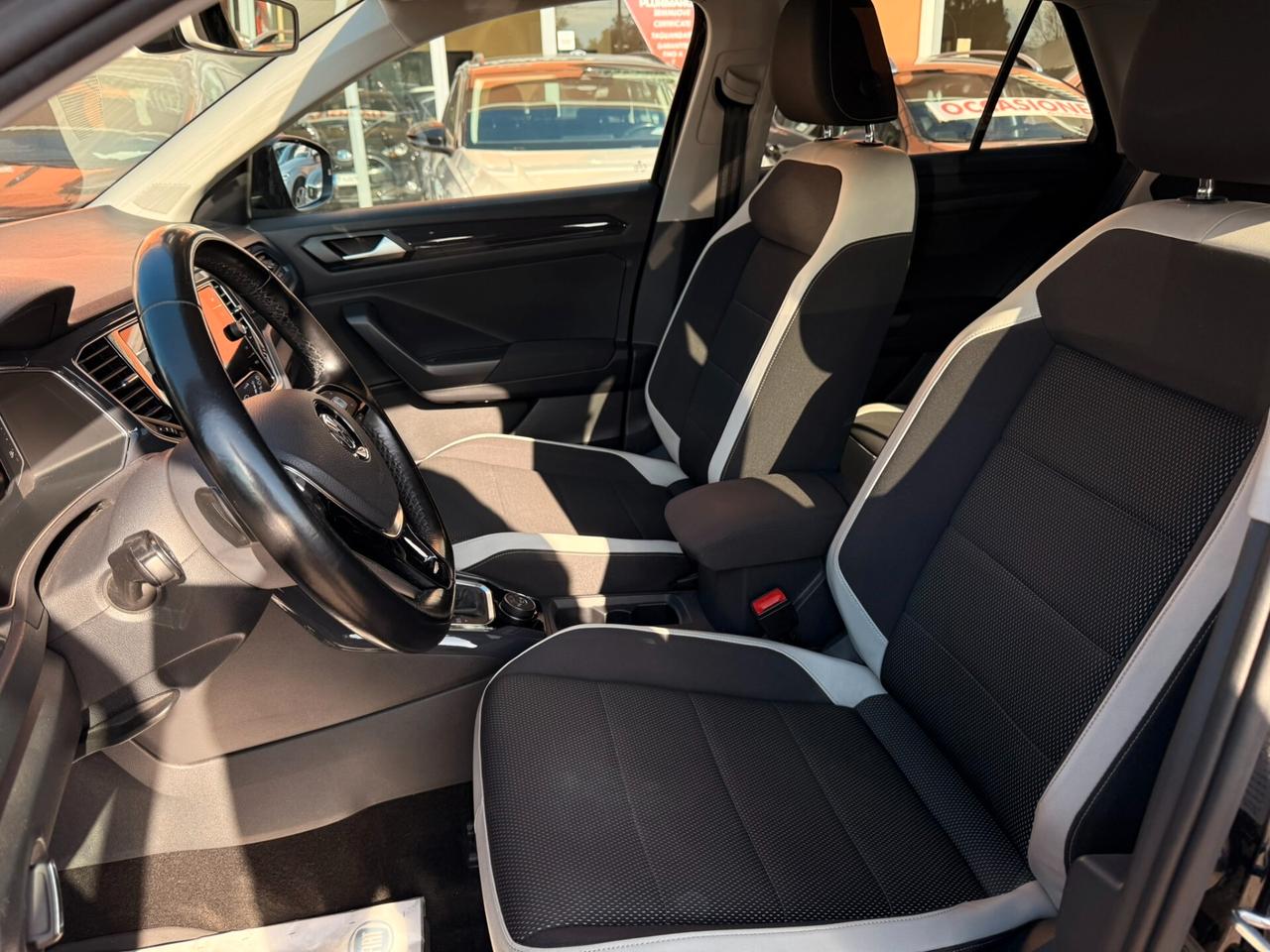 Volkswagen T-Roc 2.0 TDI 150CV DSG 4MOTION Advanced - 2018