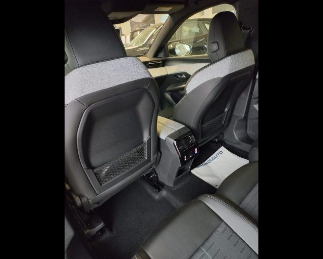 PEUGEOT 5008 1.2 hybrid GT 136cv e-dcs6