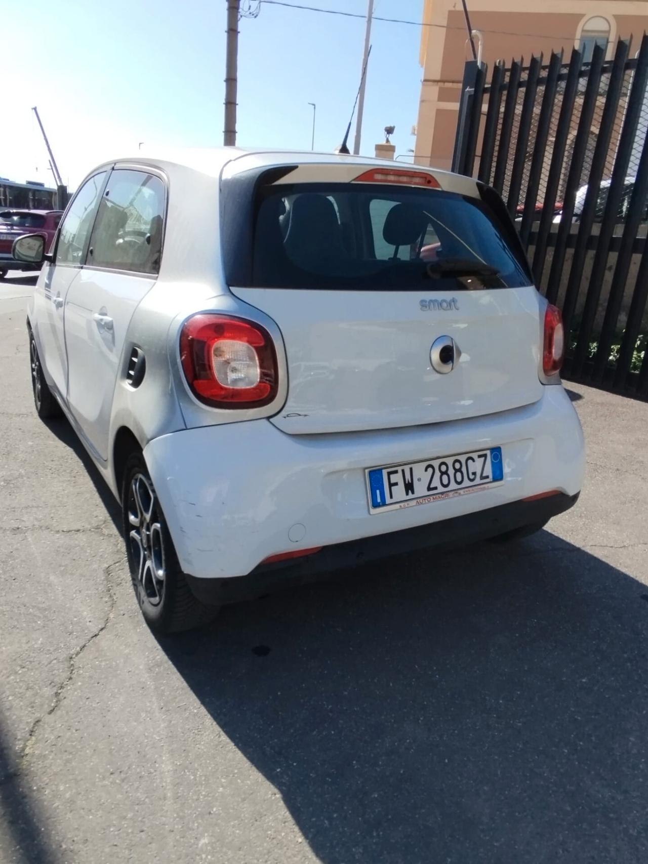 Smart ForFour 70 1.0 twinamic Brabus Style