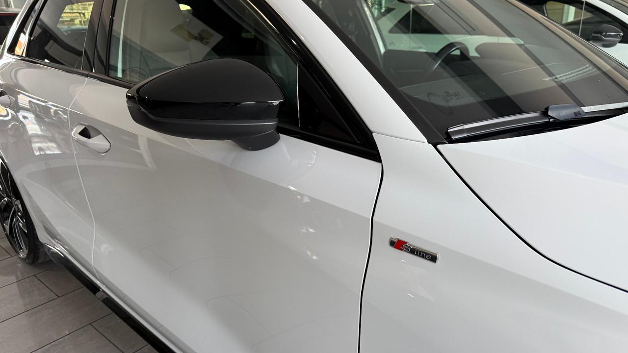 AUDI A3 SPORTBACK S LINE IDENTITY BLACK