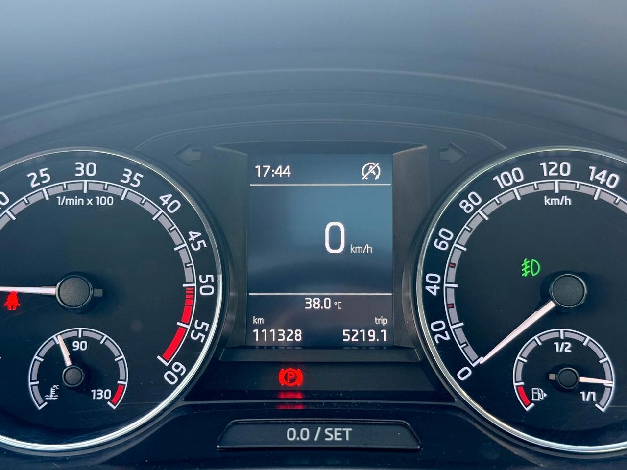 Skoda Rapid Spaceback 1.6 TDI 115 CV Design Edition