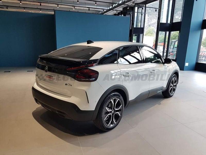 Citroën e-C4 motore elettrico 136 CV Shine