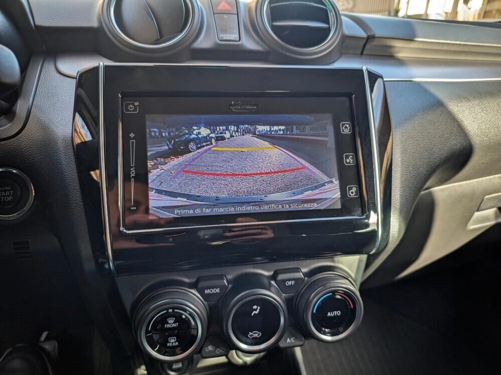 Suzuki SWIFT 1.2 Hybrid AUTOMATICA FULL TOP
