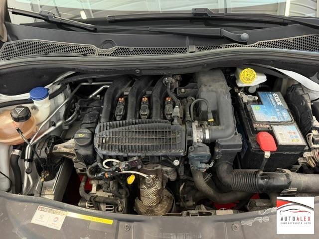 PEUGEOT - 2008 1.2 puretech (vti) 12v Allure 82cv