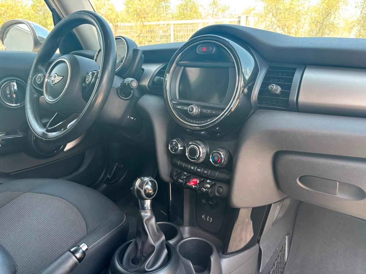 Mini 1.5 Cooper D Business XL NEOPATENTATI