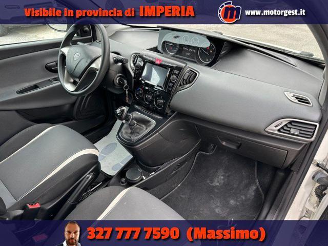 LANCIA Ypsilon 1.2 69 CV 5 porte NEOPATENTATI