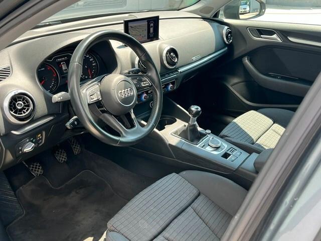 Audi A3 1.6 TDI 116 CV Business