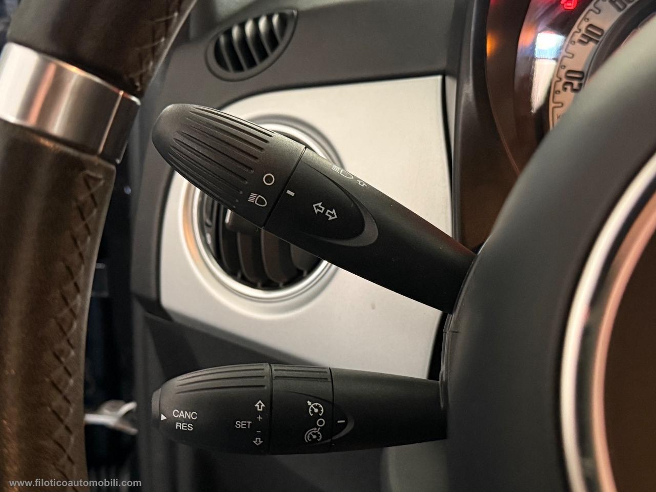 FIAT 500 1.0 Hybrid Connect VERSIONE SPECIALE CONNECT