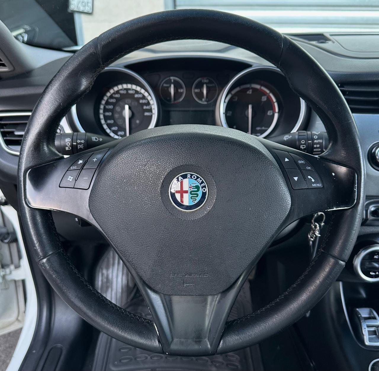 Alfa Romeo Giulietta 1.6 JTDm-2 105cv Distinctive
