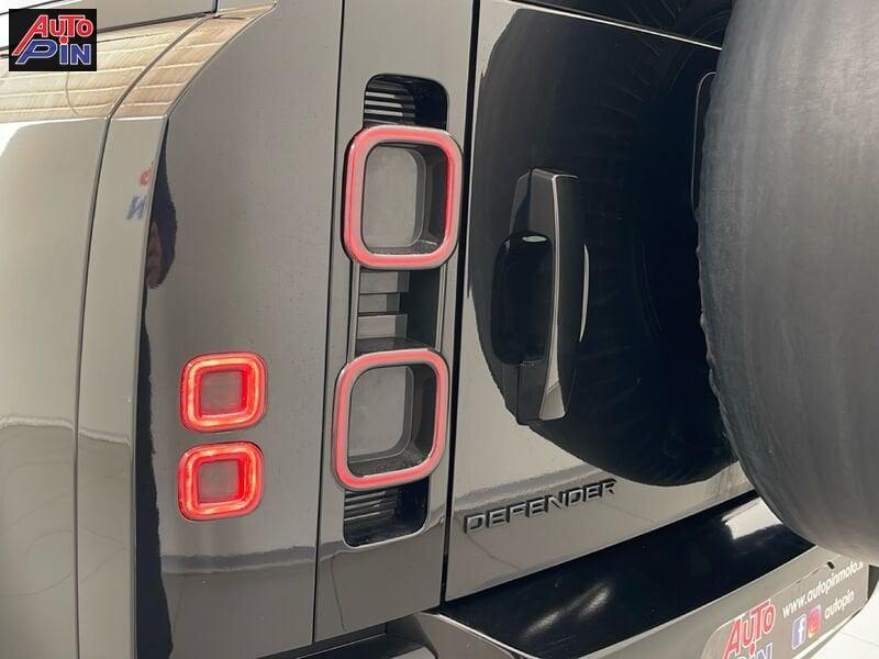 Land Rover Defender 3.0 D6 200 110 SE AWD auto.CONTO VENDITA