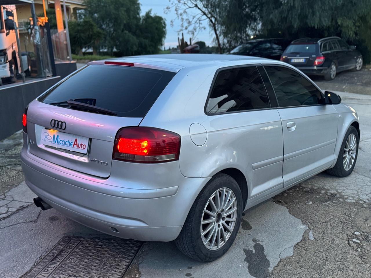 AUDI A3 2.0 TDI 140 CV AMBITION
