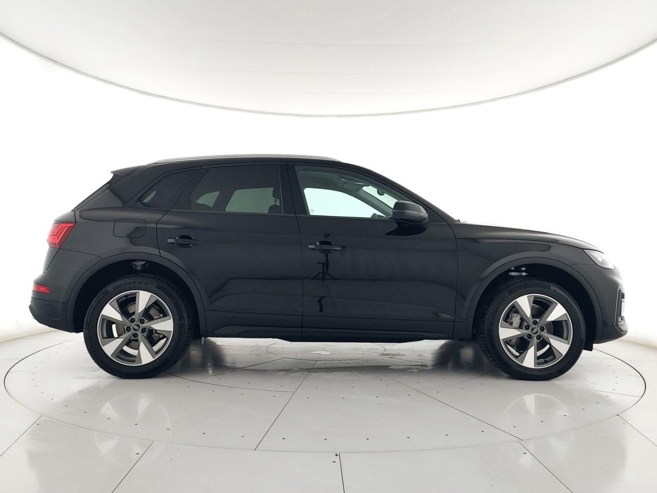 AUDI Q5 40 2.0 tdi mhev 12V Business Advanced quattro ACC+C19"