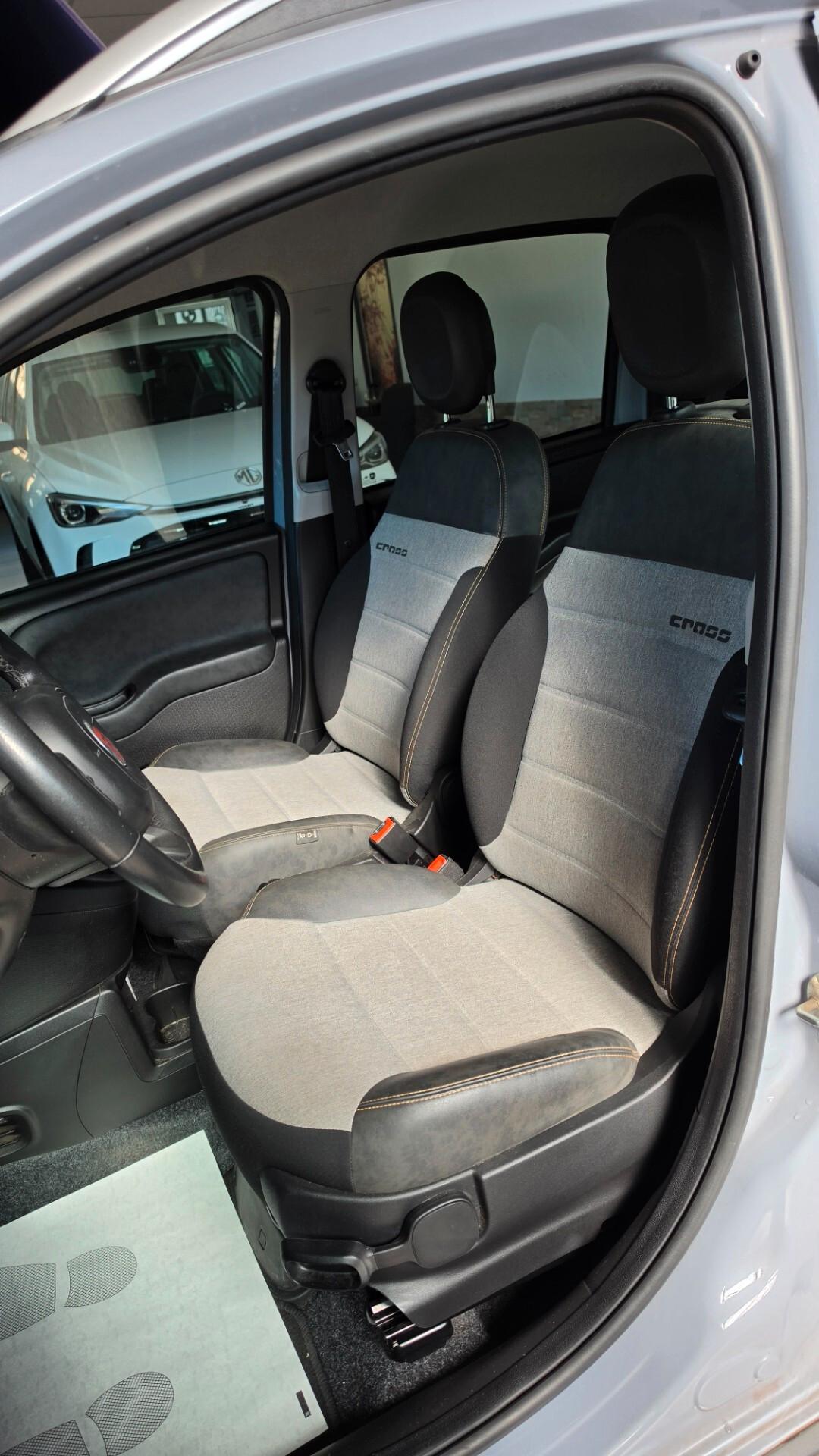 Fiat Panda 1.0 FireFly S&S Hybrid City Cross