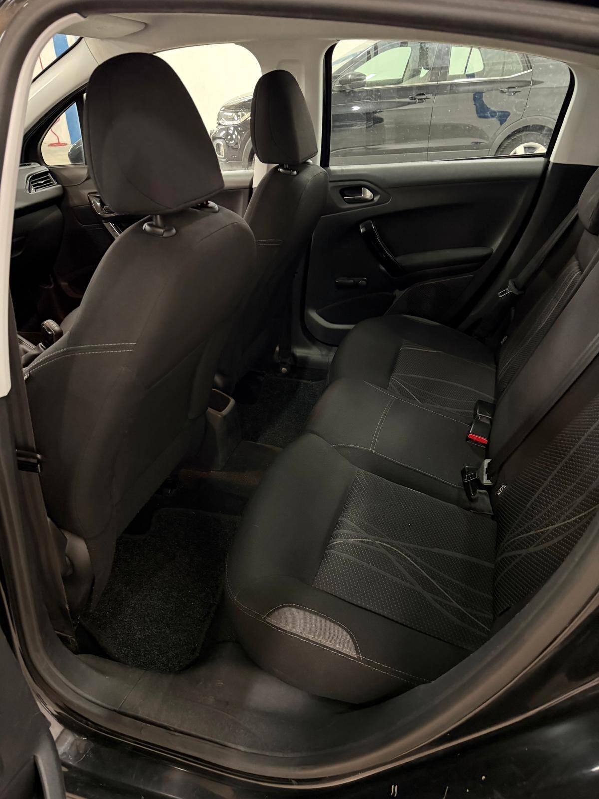 Peugeot 208 1.0 VTi 68 CV Active "NEOPATENTATI"