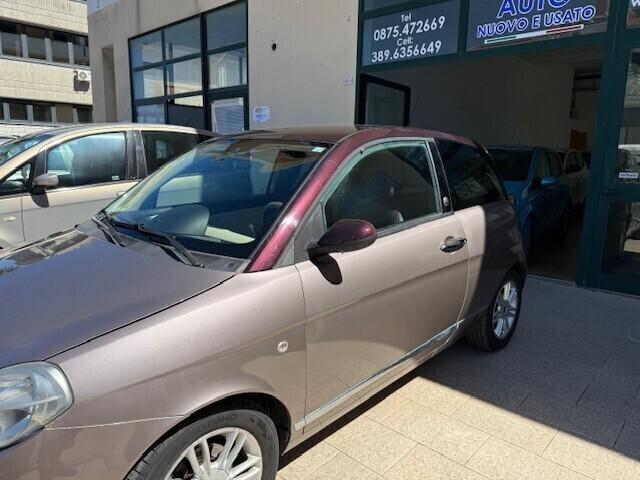 Lancia Ypsilon 1.4 Oro Ecochic GPL ok neopatentati