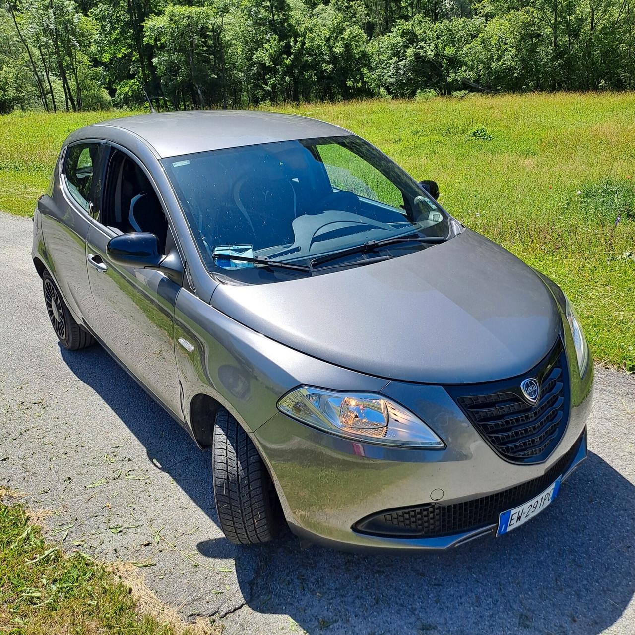 Lancia Ypsilon 1.3 MJT - OK NEOPATENTATI