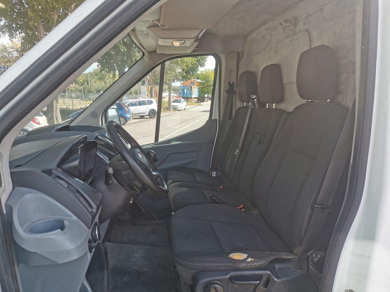 Ford Transit 2.0 DIESEL /OK PERMUTE / UNICO PROPRIETARIO