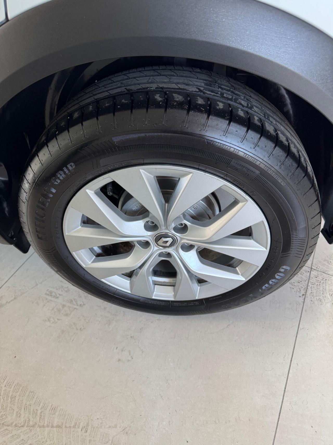 Renault Captur 1500cc diesel automatica