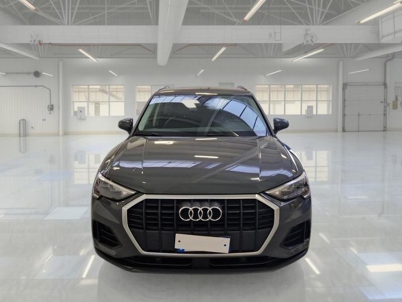 AUDI Q3 35 TDI S tronic Business