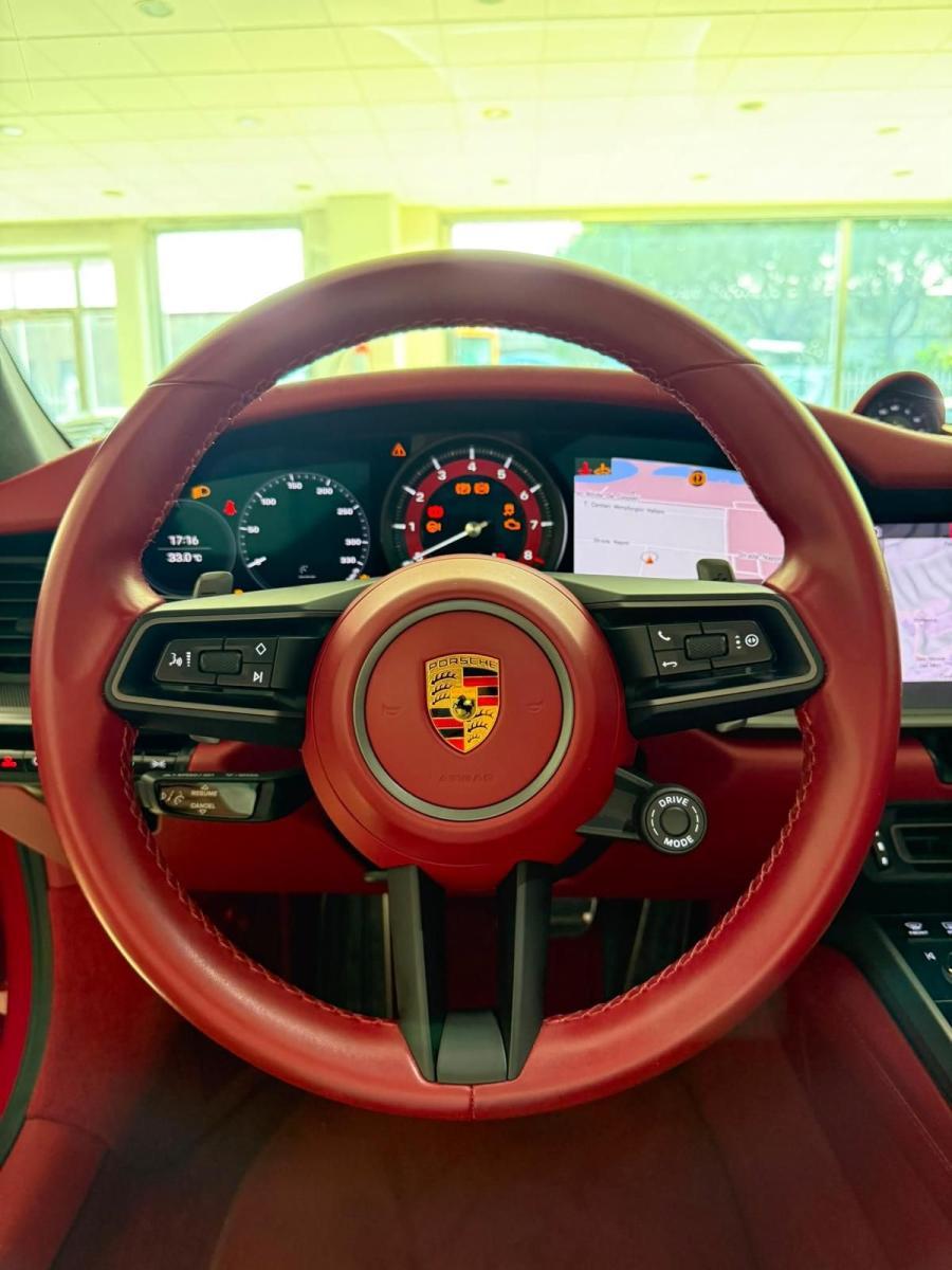 PORSCHE - 992 - 911 Carrera S