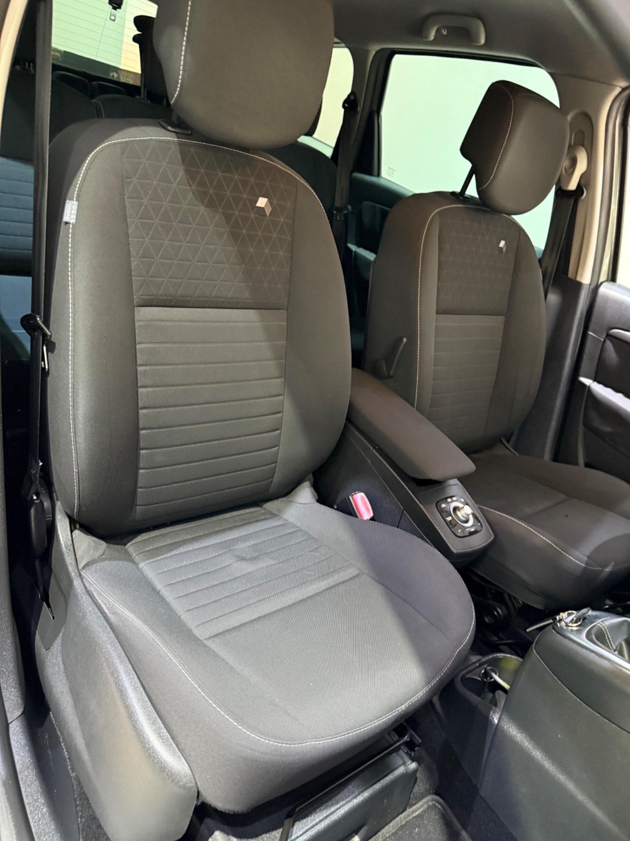 Renault Grand Scenic dCi 8V 110 CV LIMITED 7 POSTI