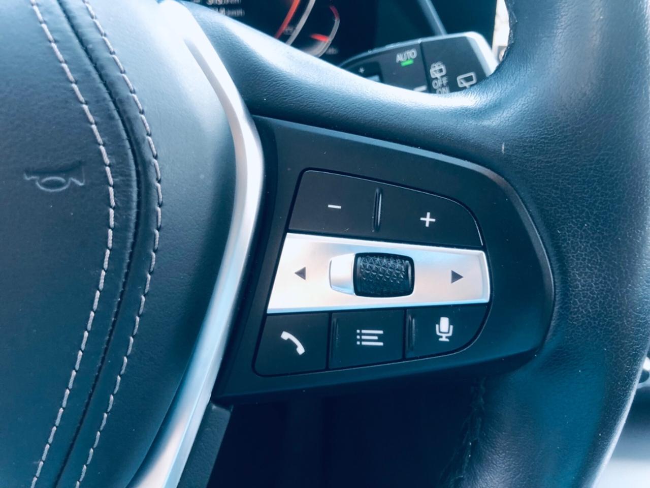 Bmw X5 xDrive40i 48V HYBRID TELECAMERA PELLE-LUCI