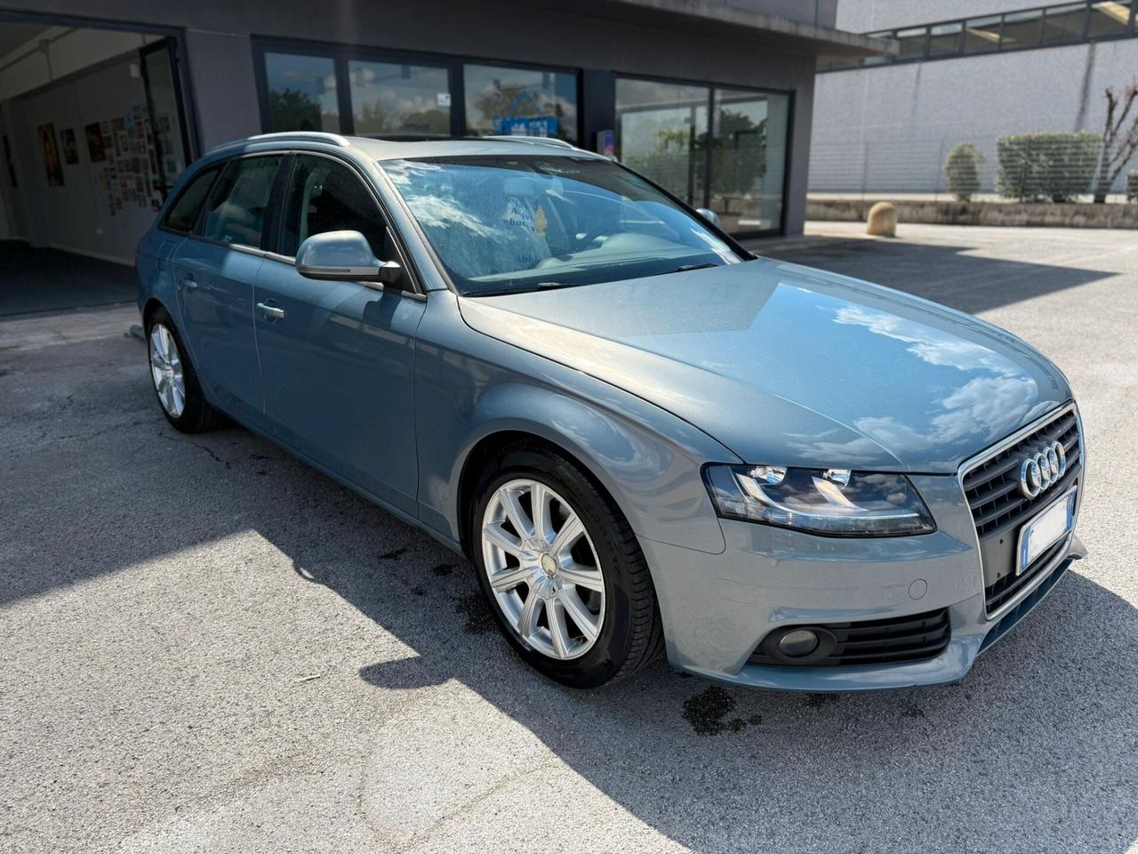 AUDI A4 2.0 TDI 2011 12 MESI DI GARANZIA